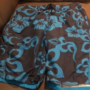 Men’s swim trunks